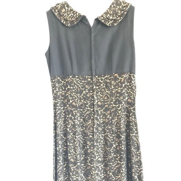 Sleeveless dress - Picture 2 of 5